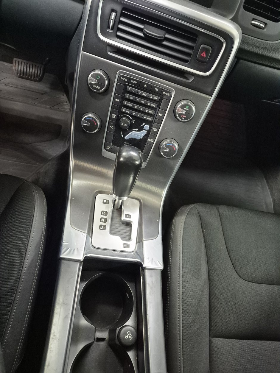 2012 Volvo S60 T5 LEVEL I-8