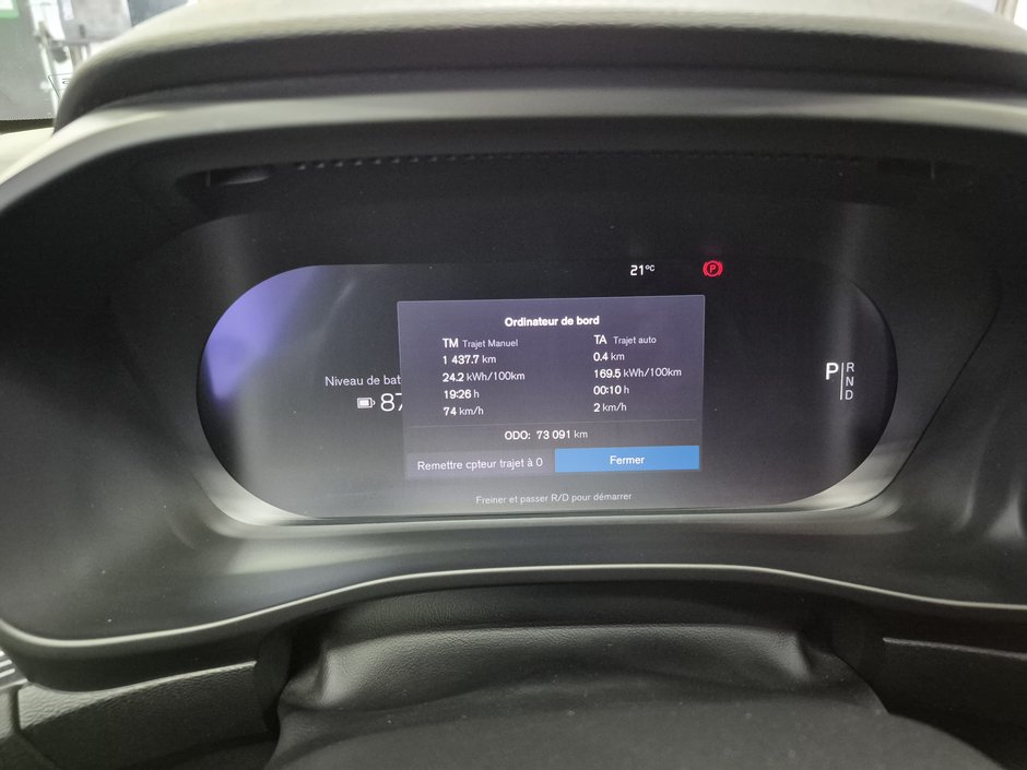 2022 Volvo XC40 ULTIMATE-13