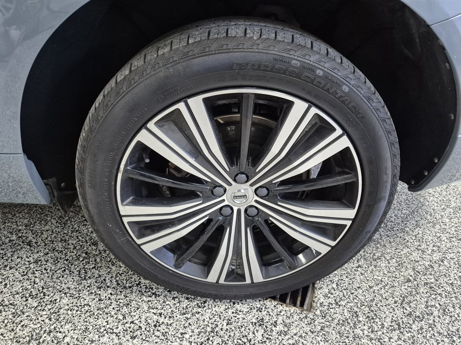2023 Volvo XC60 RECHARGE PLUS BRIGHT THEME-5