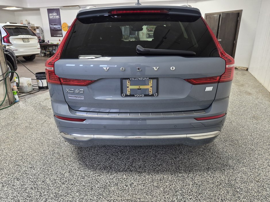 2023 Volvo XC60 RECHARGE PLUS BRIGHT THEME-3