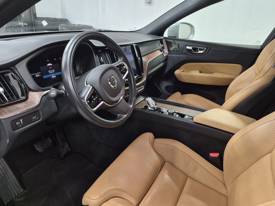 Volvo XC60 INSCRIPTION 2022-4