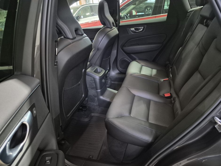 Volvo XC60 INSCRIPTION EXPRESSION 2022-6
