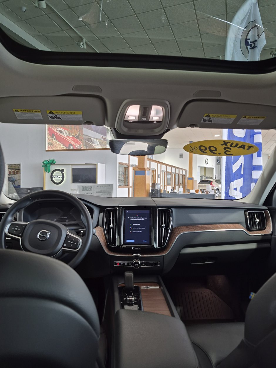 2022 Volvo XC60 INSCRIPTION EXPRESSION-18