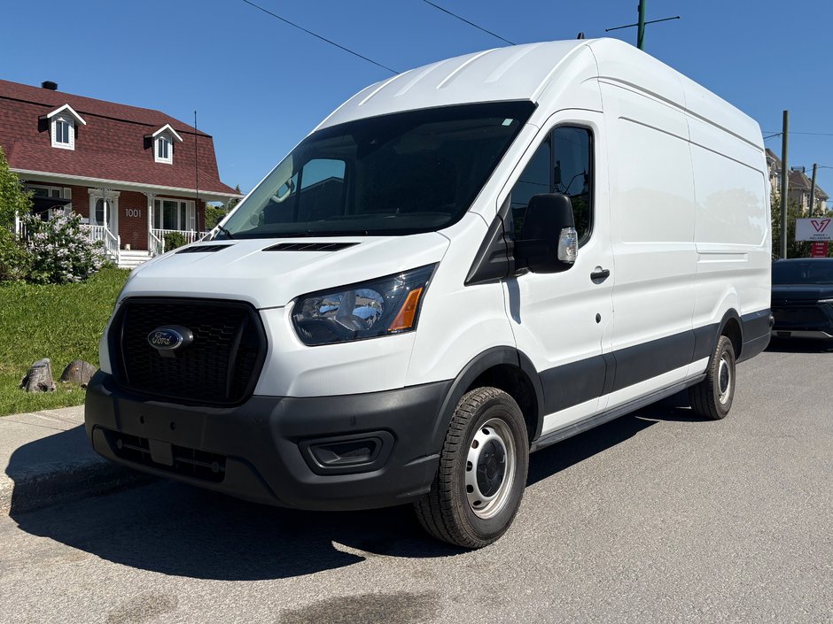 2023 Ford Transit Cargo Van T-250 High Roof 148' EXT in Repentigny, Quebec