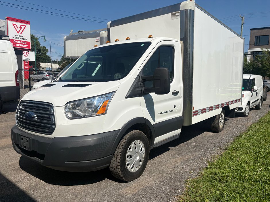 Ford Transit Cutaway T-350 Cube 14' PIEDS 2018 à Repentigny, Québec