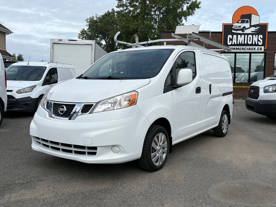 2017 Nissan NV200 S in Repentigny, Quebec