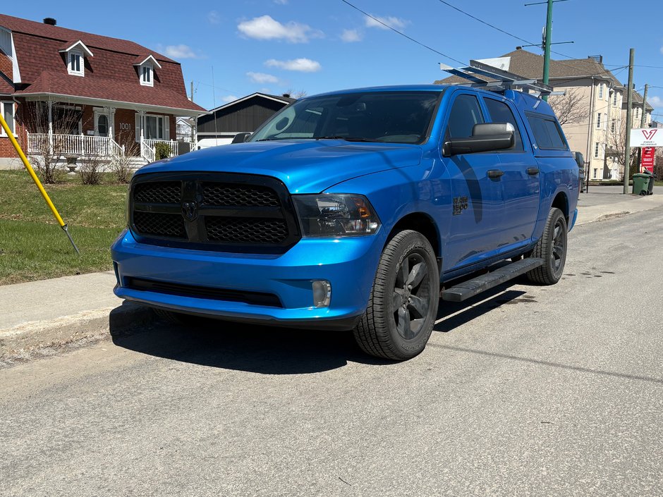 2023 Ram 1500 Classic Express Crew Cab in Repentigny, Quebec
