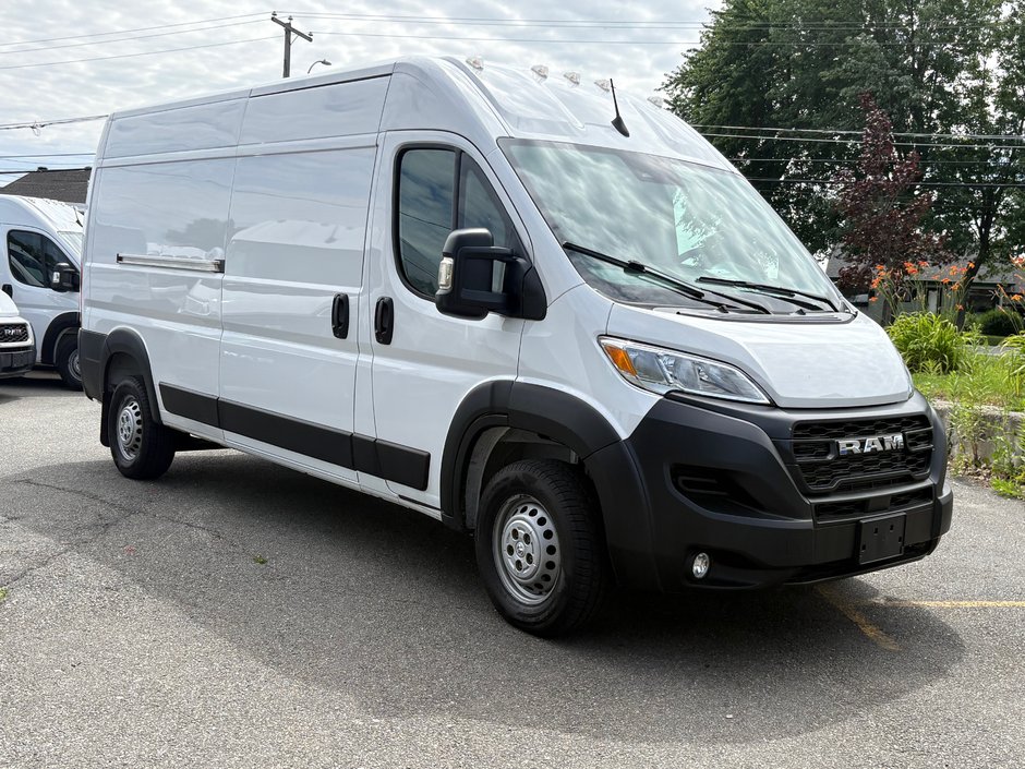 Ram ProMaster Cargo Van 3500 High Roof 159' 2025 à Repentigny, Québec