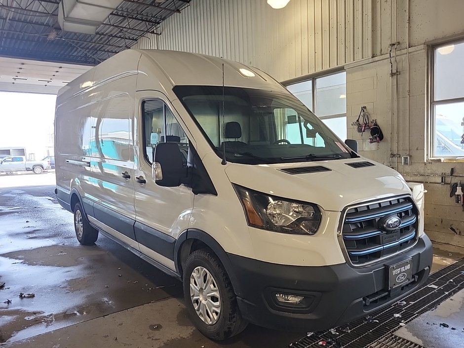 2022 Ford E-Transit Cargo Van T-350 High Roof 148' EXT in Repentigny, Quebec