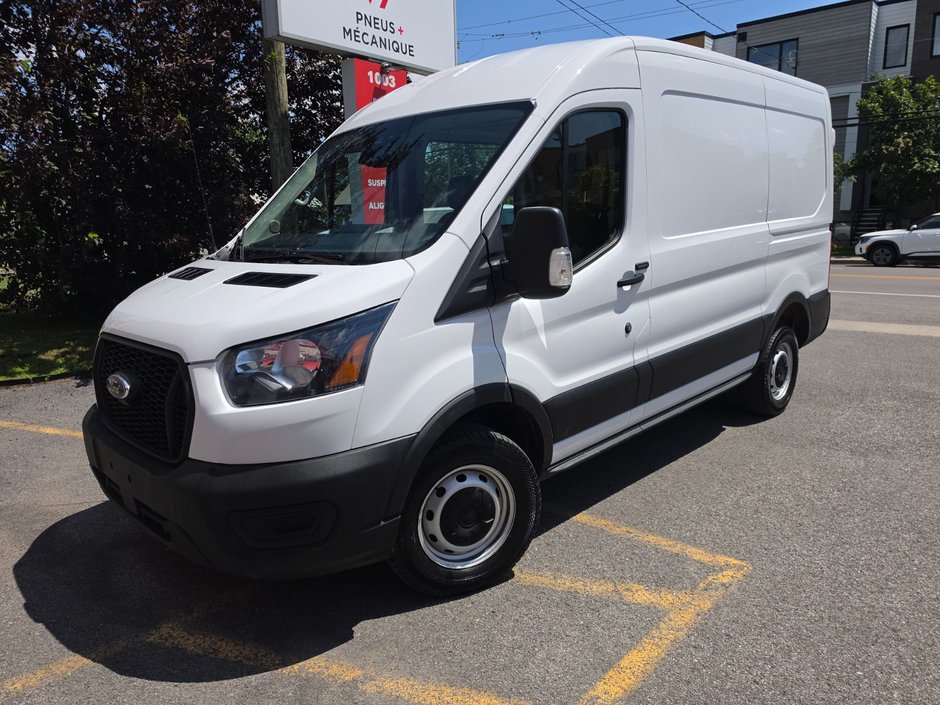 2023 Ford Transit Cargo Van T-250 Médium Roof 130' in Repentigny, Quebec
