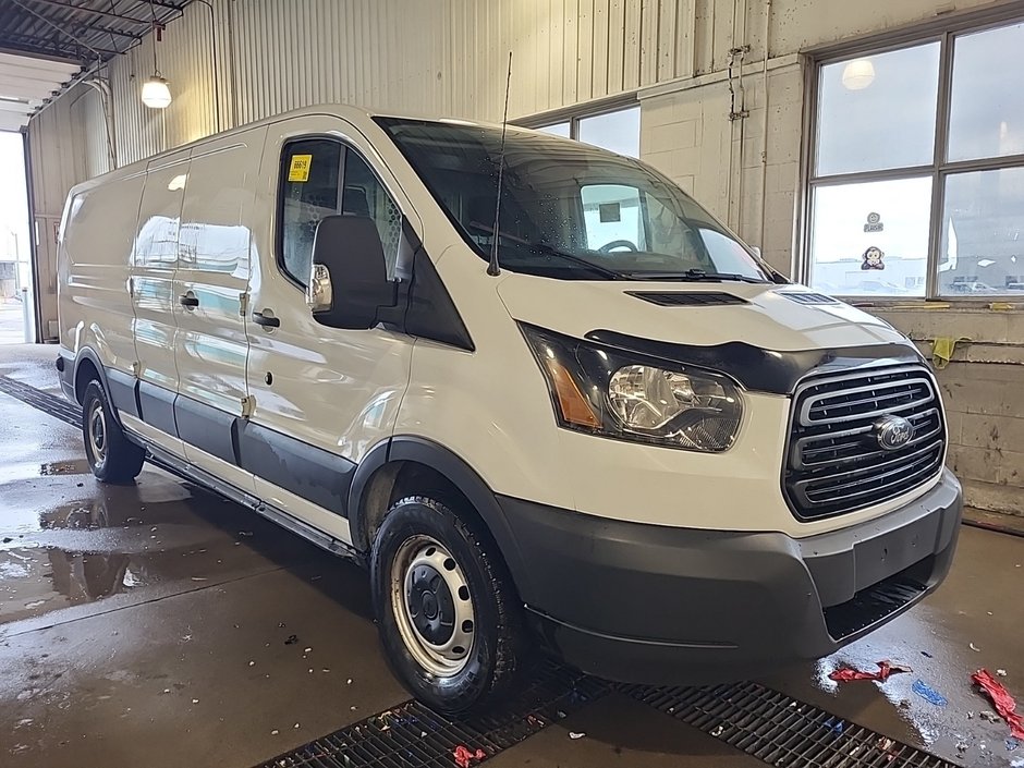 Ford Transit Van T-250 Low Roof 148' 2019 à Repentigny, Québec