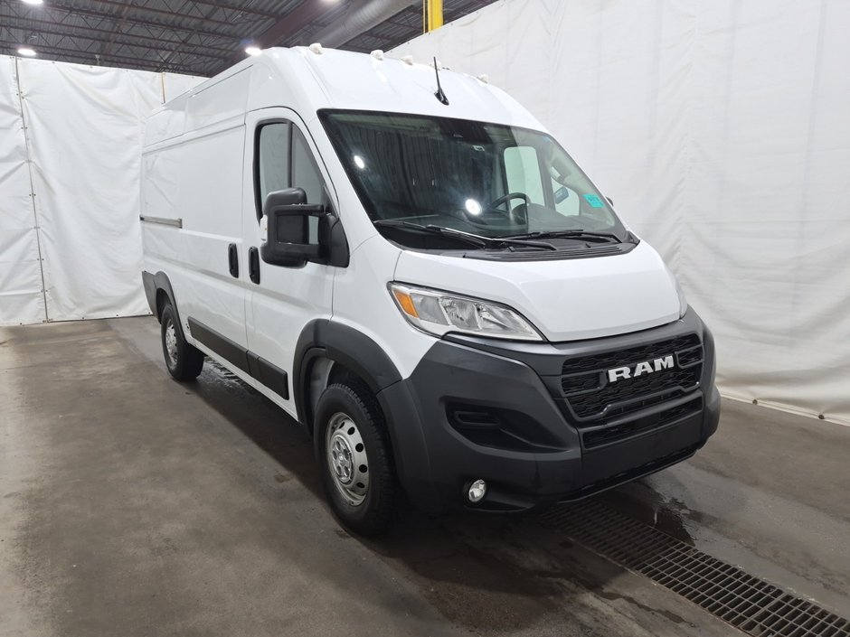 2023 Ram ProMaster Cargo Van 2500 High Roof 136' in Repentigny, Quebec