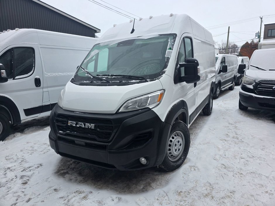 2025 Ram ProMaster Cargo Van 2500 High Roof 136' in Repentigny, Quebec