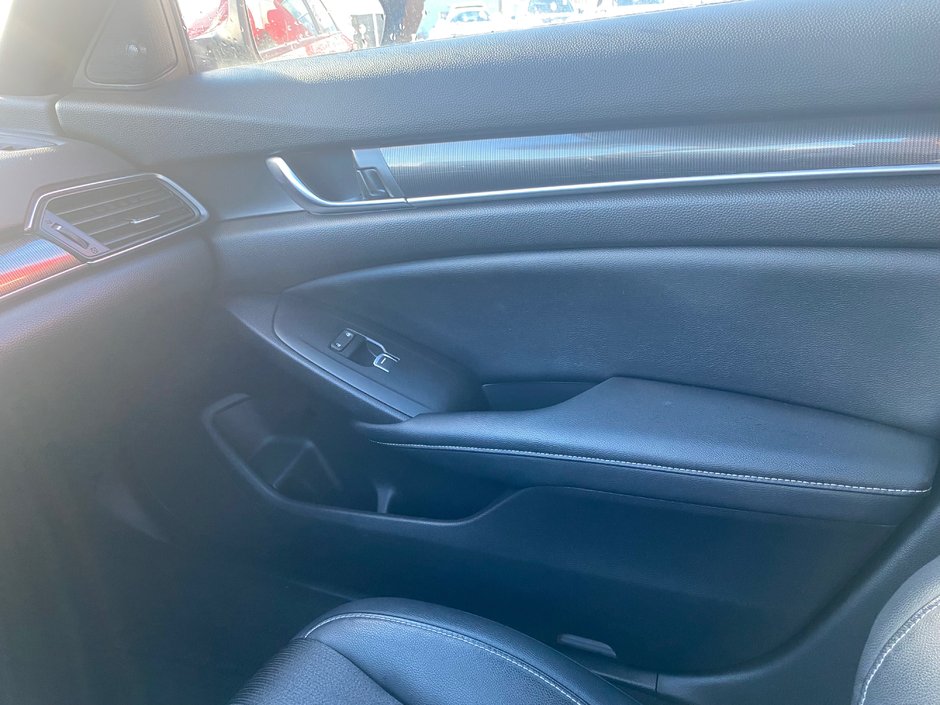 Honda Accord Sedan Sport 2018-6