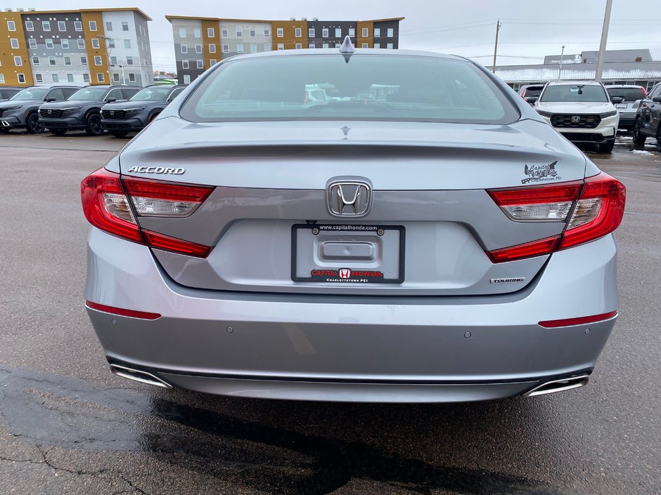 2019 Honda Accord Sedan Touring-9