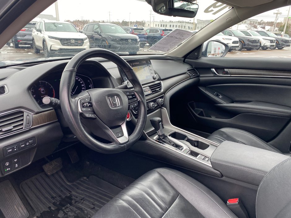 2019 Honda Accord Sedan Touring-5