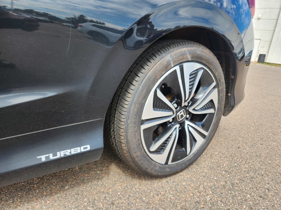 Honda Civic Coupe EX-T 2018-3