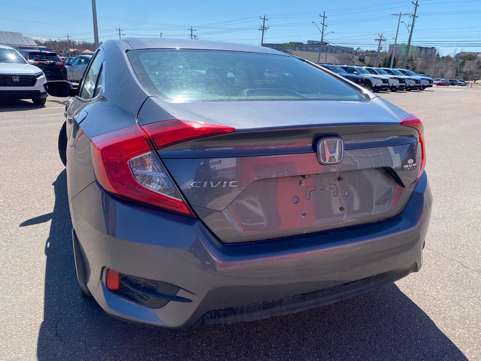 Honda Civic Sedan LX 2016-3