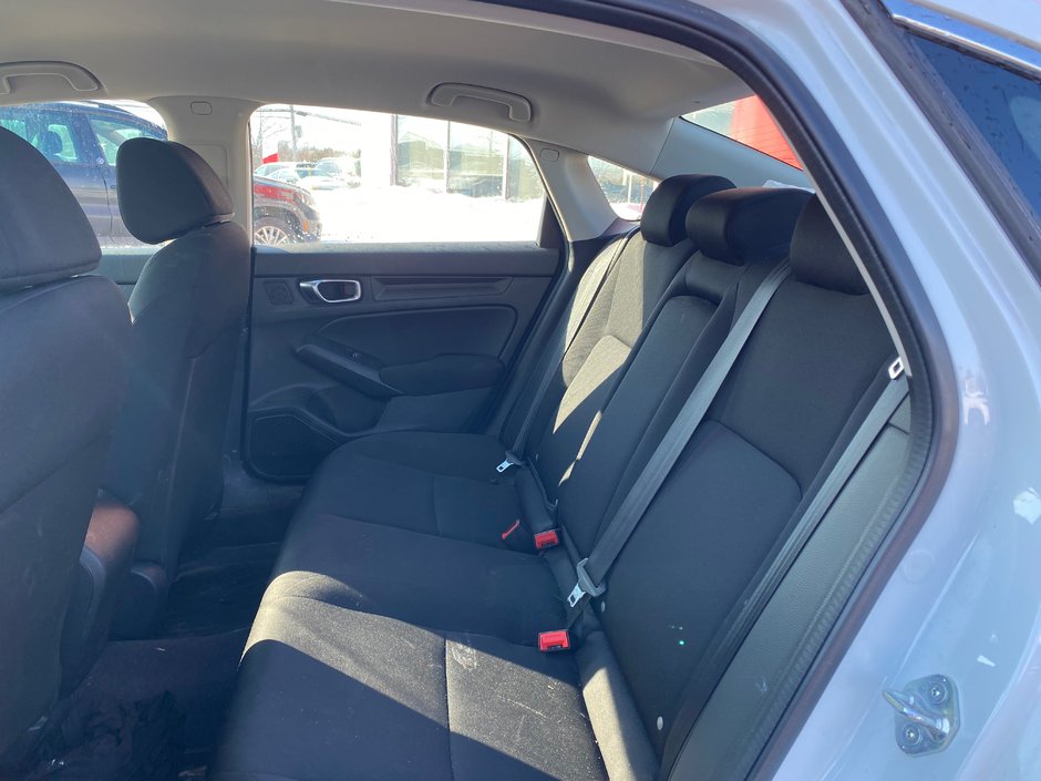 2022 Honda Civic Sedan LX-5