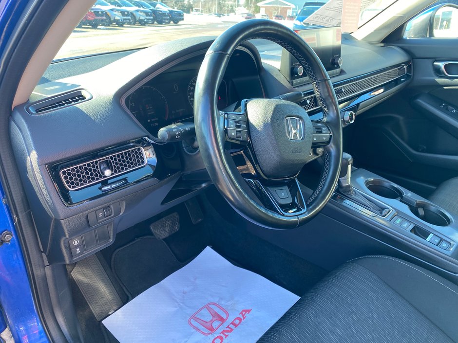 2022 Honda Civic Sedan EX-5