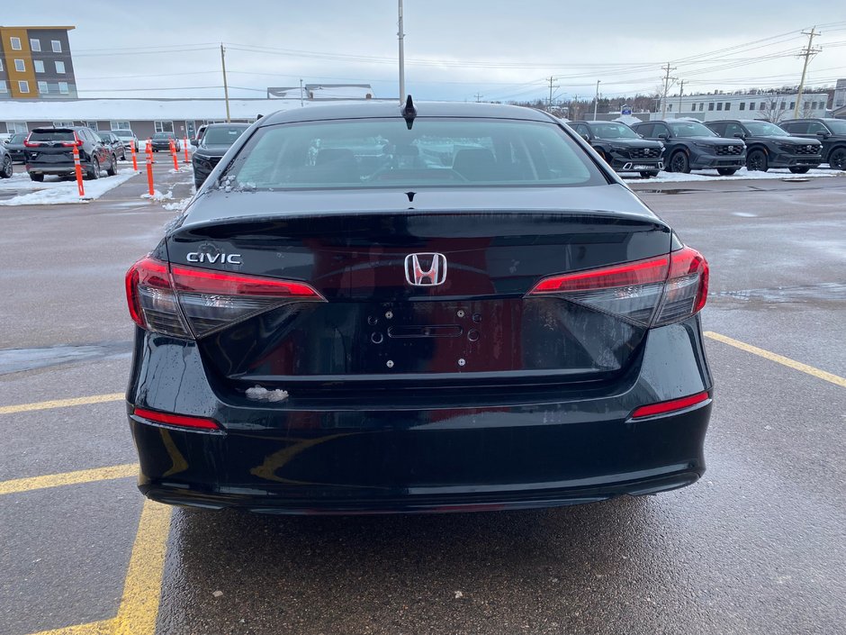 2022 Honda Civic Sedan LX-4