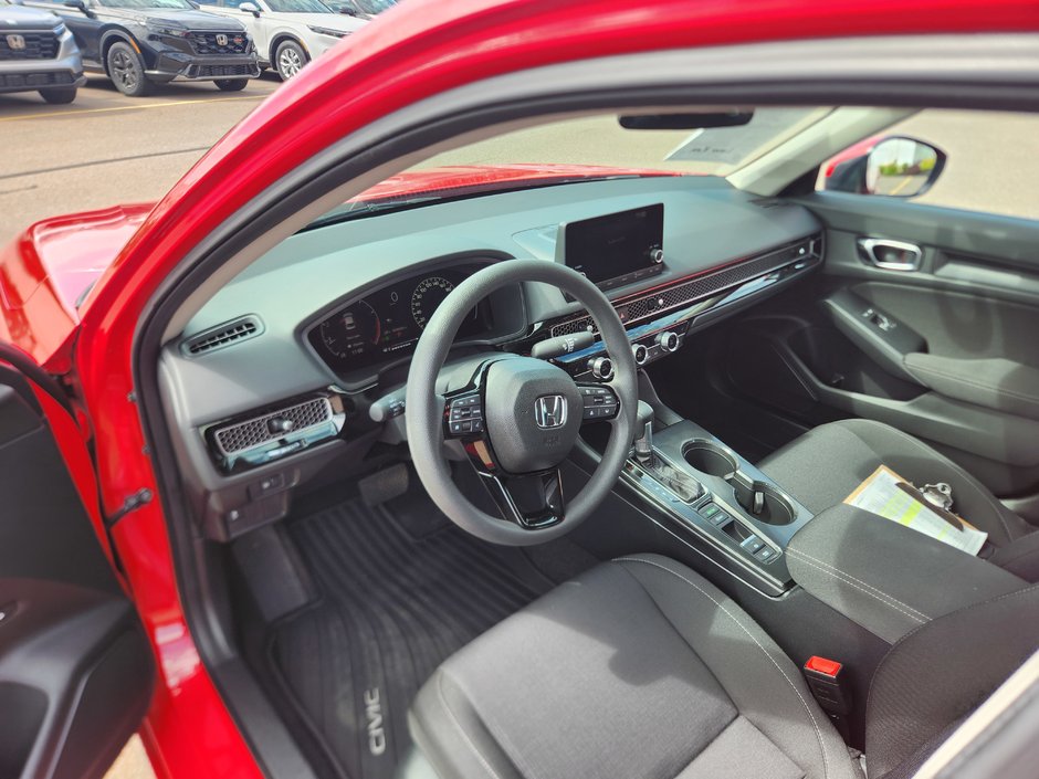2025 Honda Civic Sedan LX-8