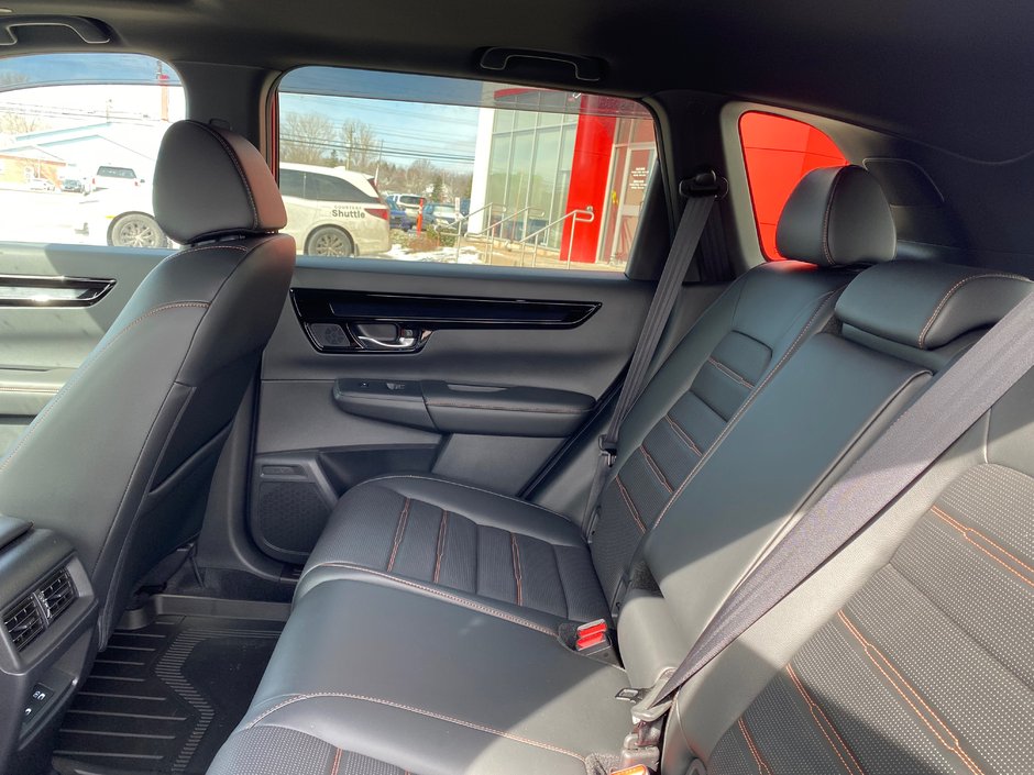 Honda CR-V Hybrid Touring 2024-5