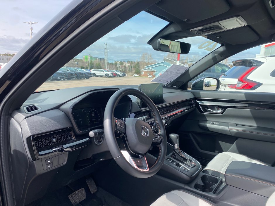 2026 Honda CR-V Hybrid Touring-4