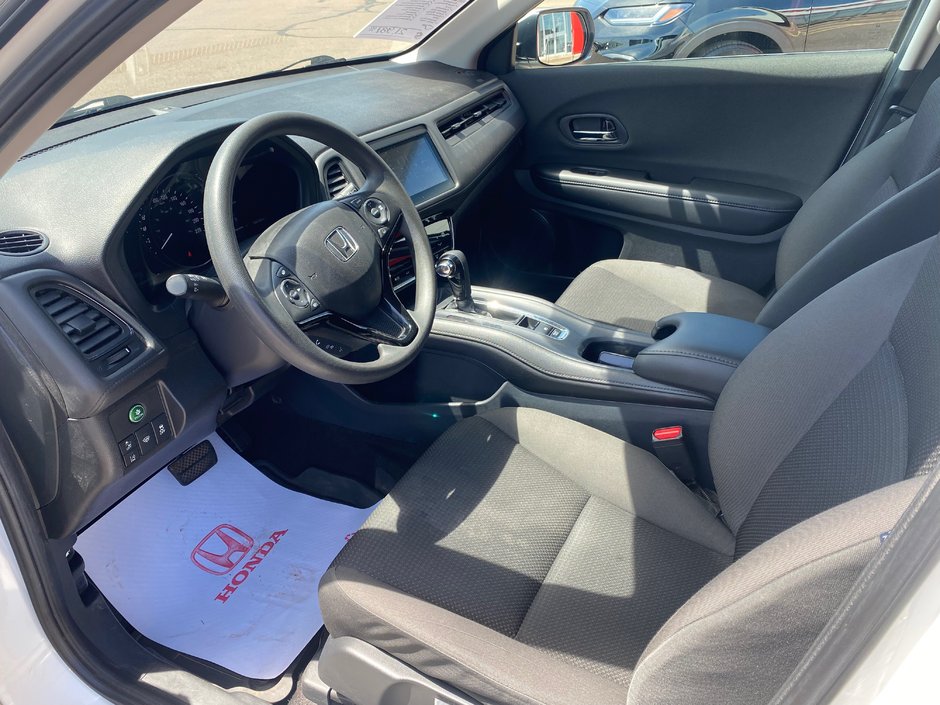 2022 Honda HR-V LX-6