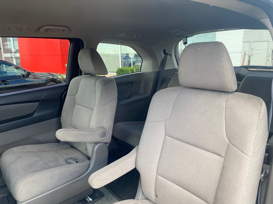 2016 Honda Odyssey LX-4