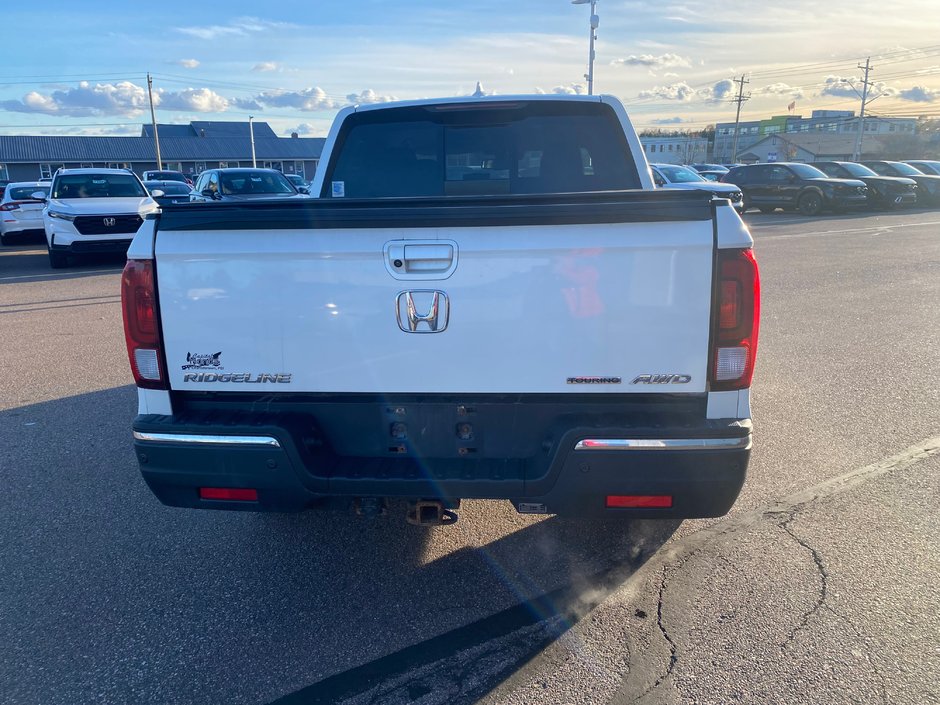 Honda Ridgeline Touring 2018-6