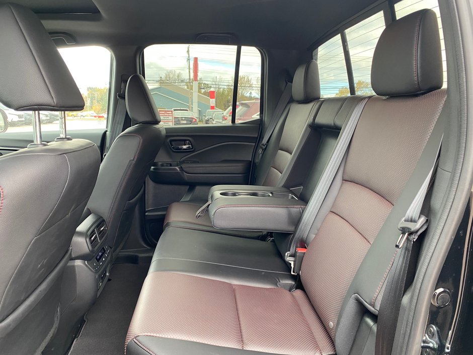 2024 Honda Ridgeline Black Edition-8