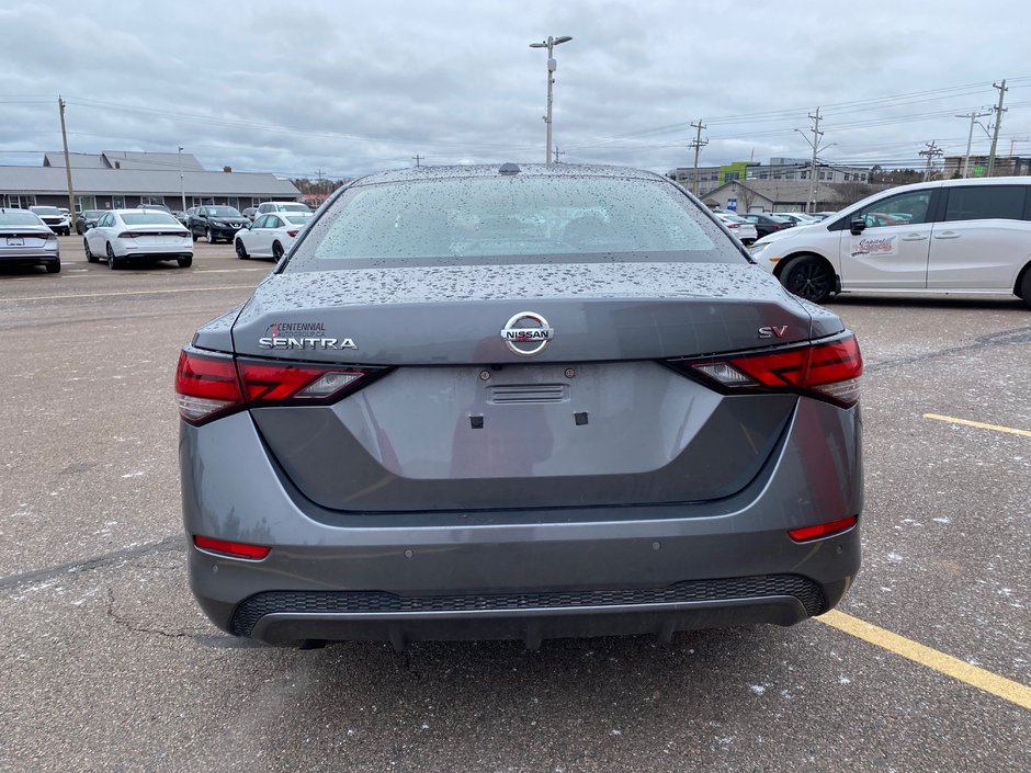 Nissan Sentra SV 2022-2