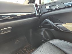 Porsche Cayenne  2016-7