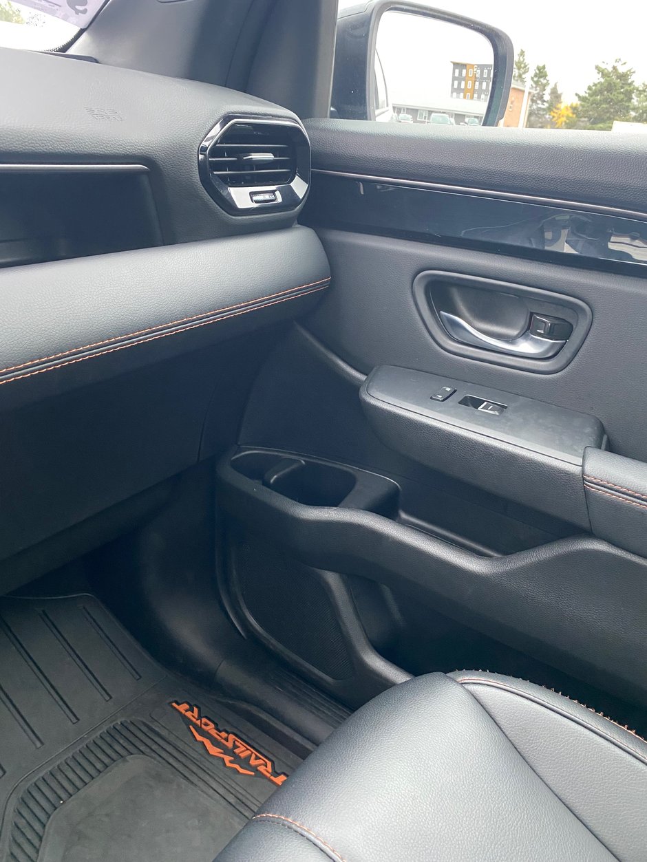 Toyota Corolla Cross L 2023-9