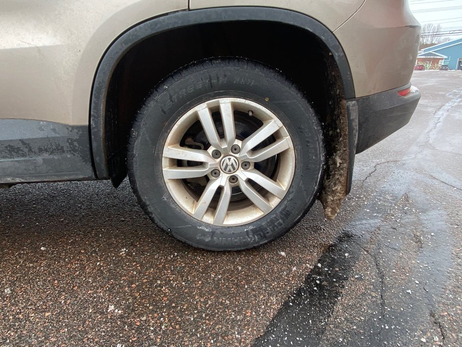 2015 Volkswagen Tiguan-5