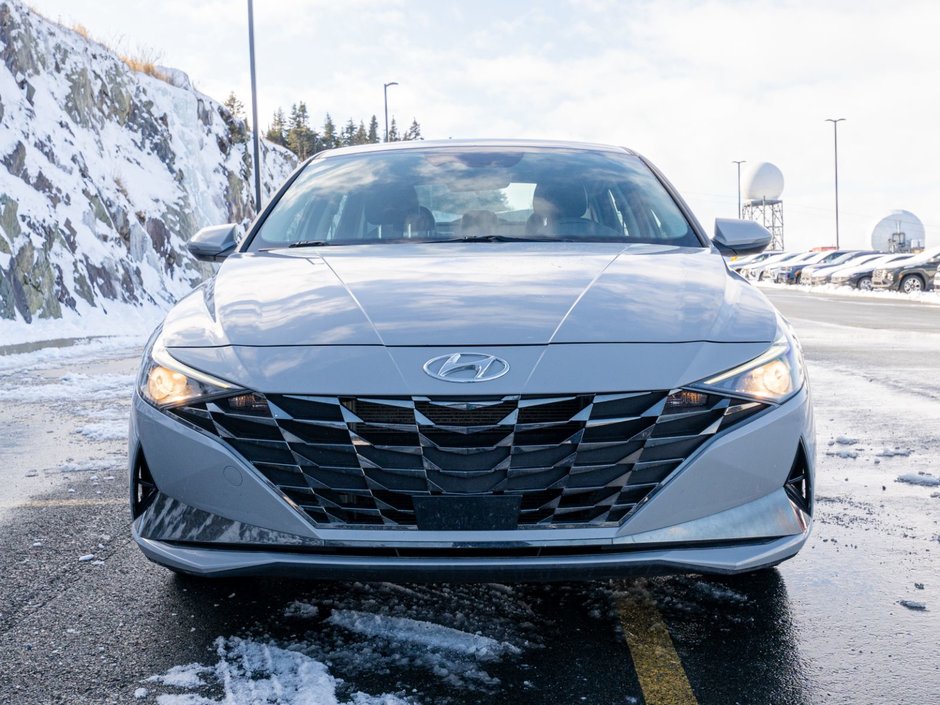 2022 Hyundai Elantra Hybrid Ultimate