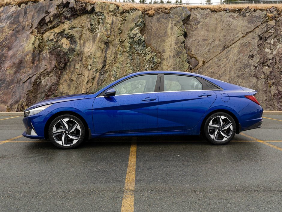 2023 Hyundai Elantra Hybrid Luxury