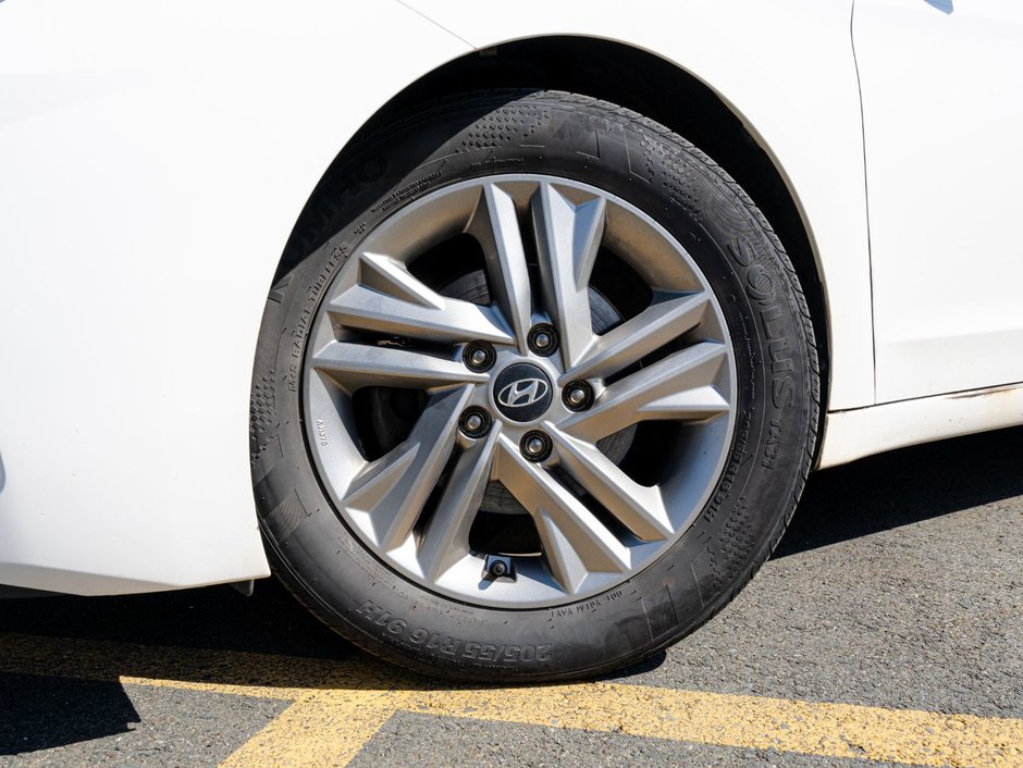 2019 Hyundai Elantra Preferred