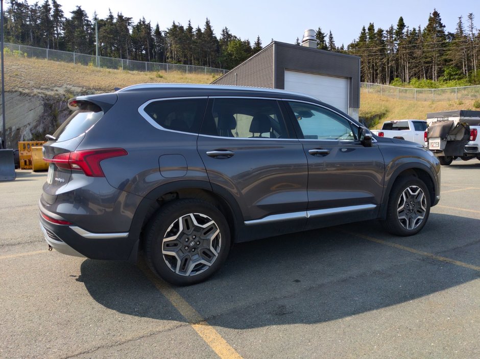 2022 Hyundai Santa Fe Plug-In Hybrid Luxury