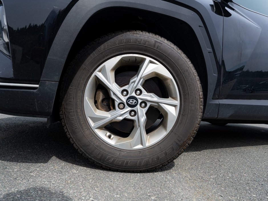 2022 Hyundai Tucson Essential