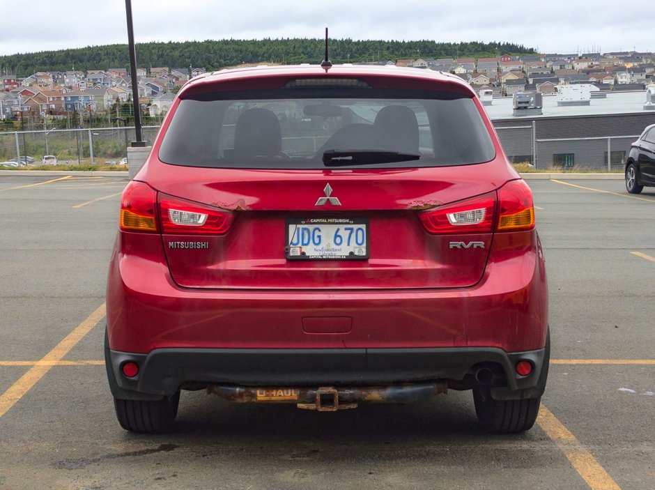 2015 Mitsubishi RVR SE