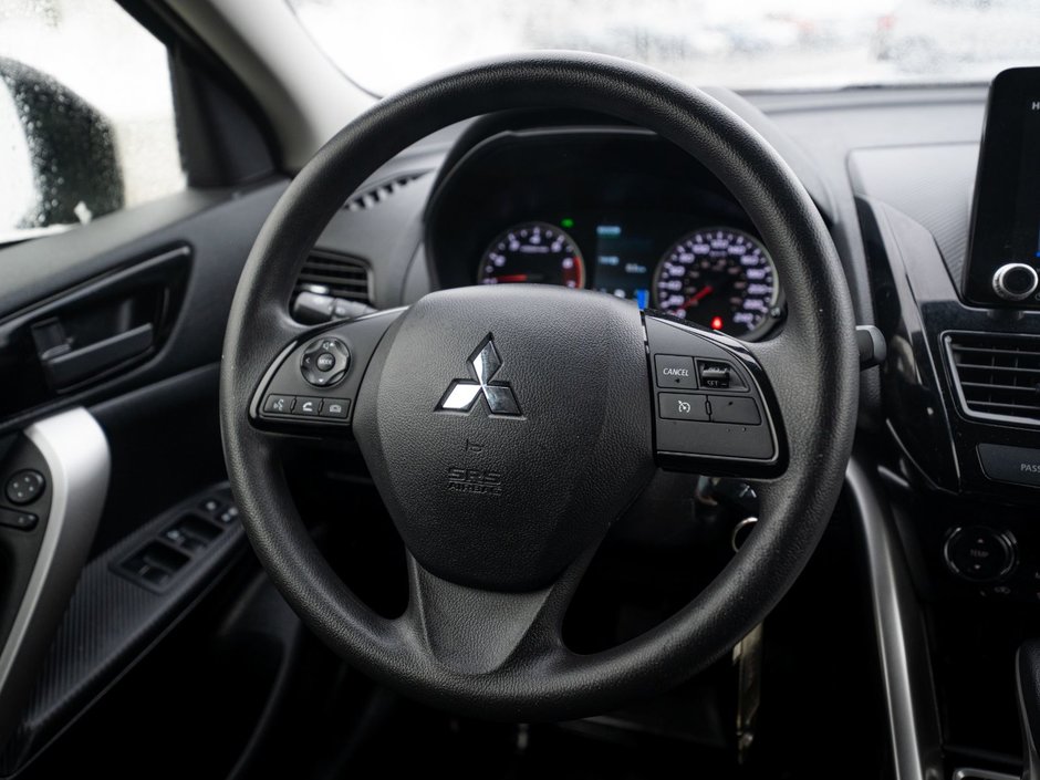 2022 Mitsubishi ECLIPSE CROSS ES