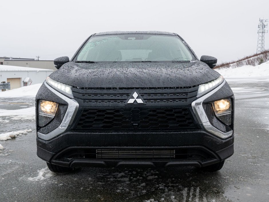 2022 Mitsubishi ECLIPSE CROSS ES