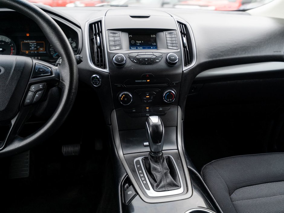 2018 Ford Edge SE