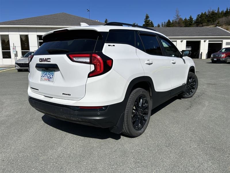 2023 GMC Terrain SLE