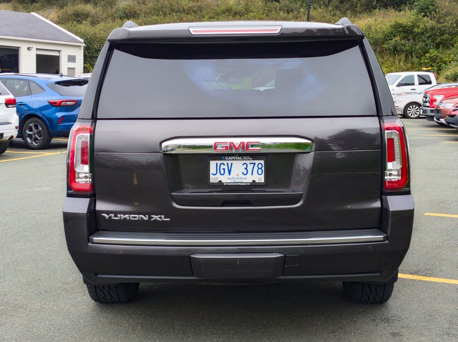 2017 GMC Yukon XL Denali