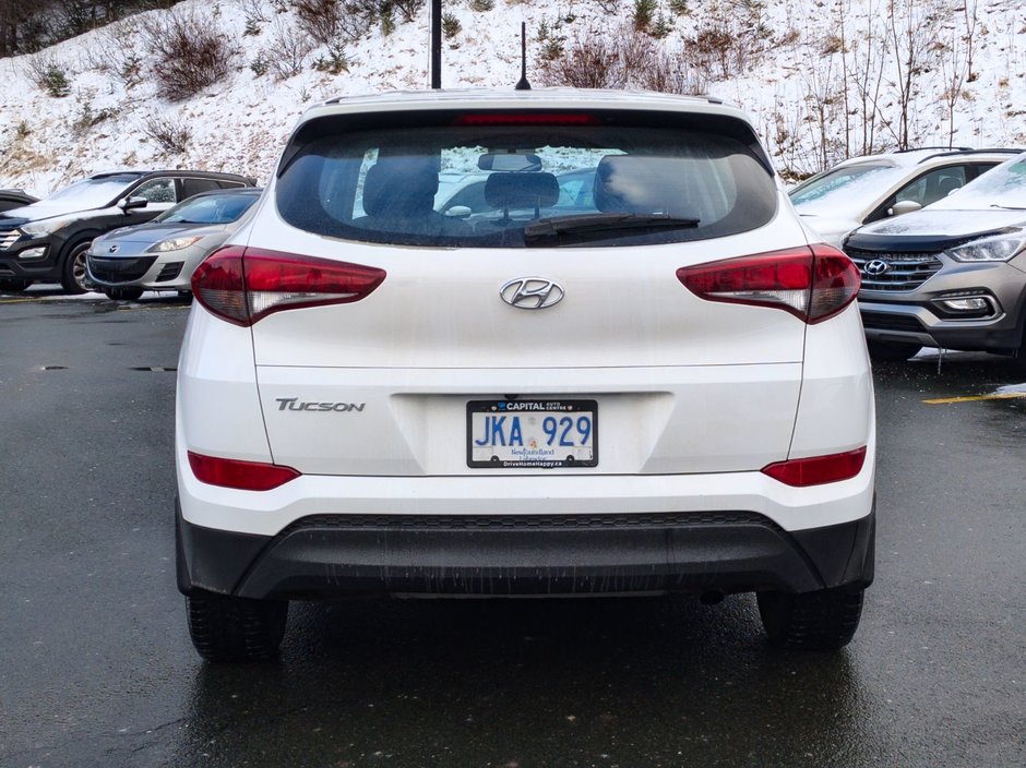 2018 Hyundai Tucson FWD 2.0L Base