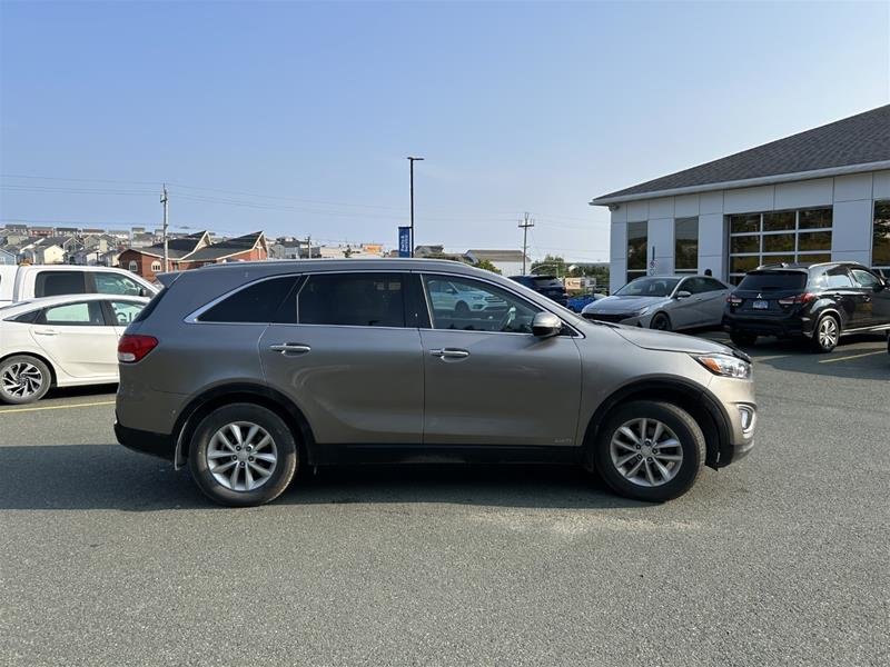 2017 Kia Sorento LX Turbo