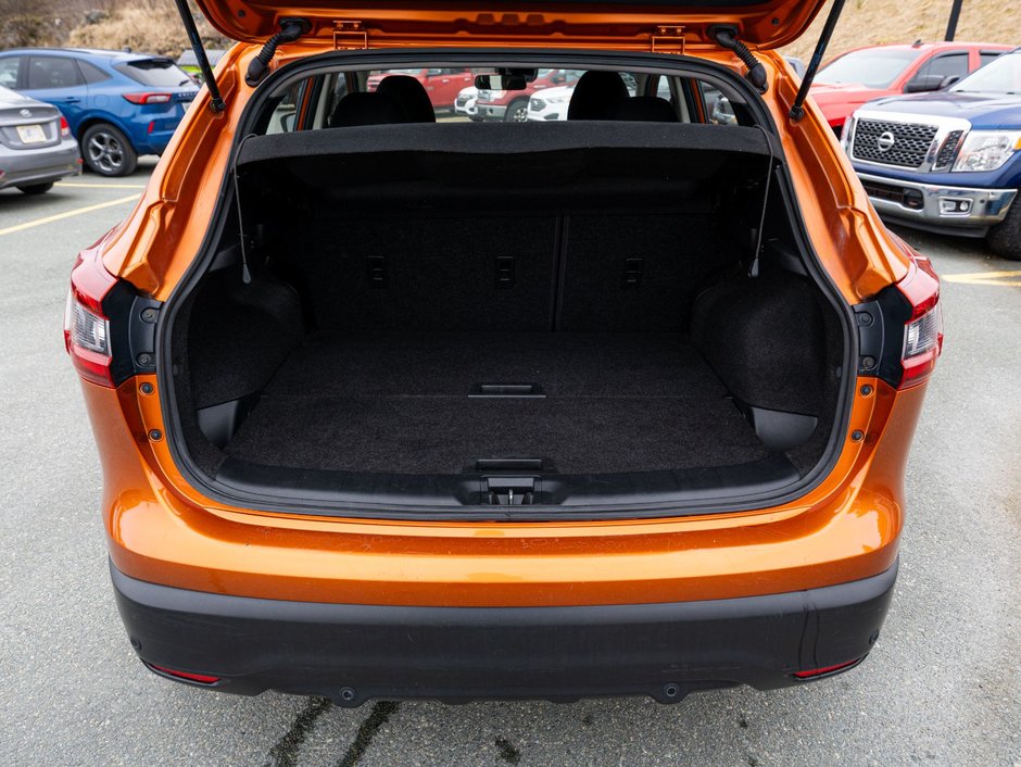 2020 Nissan Qashqai SV